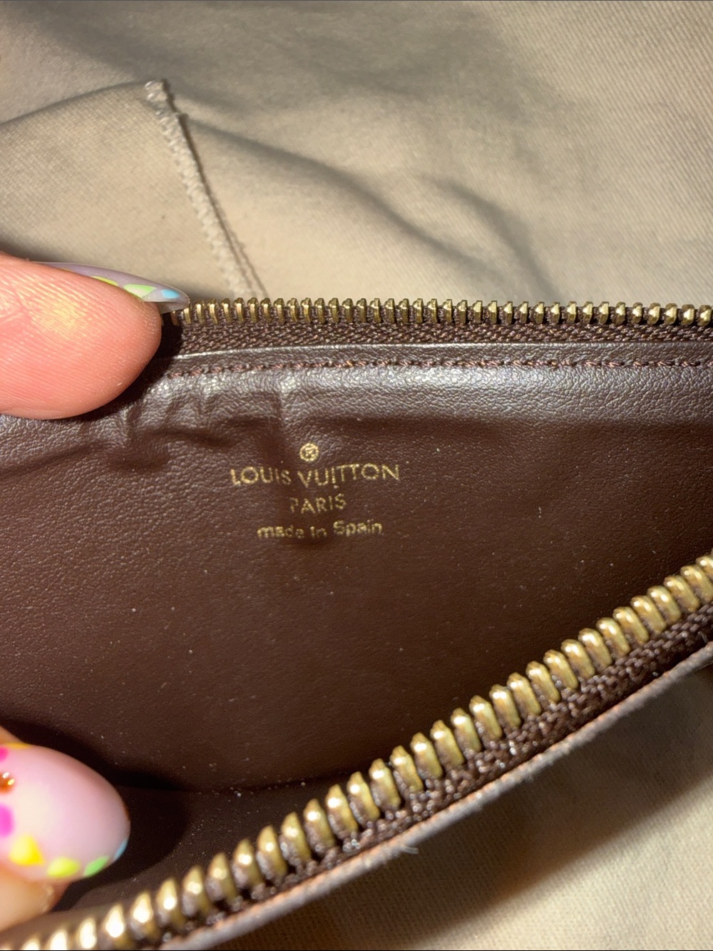 Louis Vuitton Brown Damier Ebene Checkered Wallet with Red Snap - Picture 11 of 11